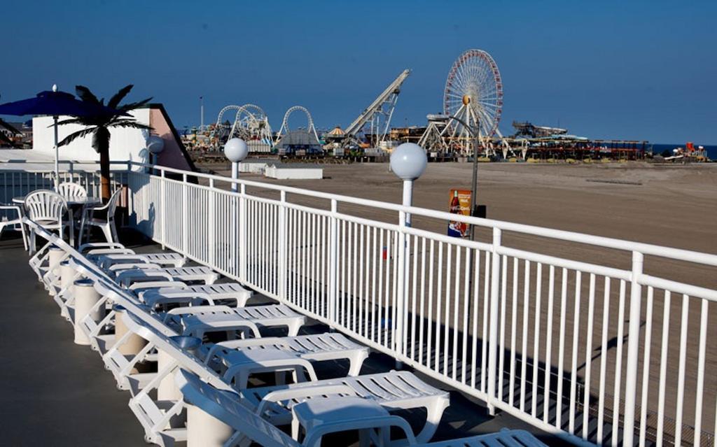 Heart Of Wildwood Boardwalk Motel Экстерьер фото